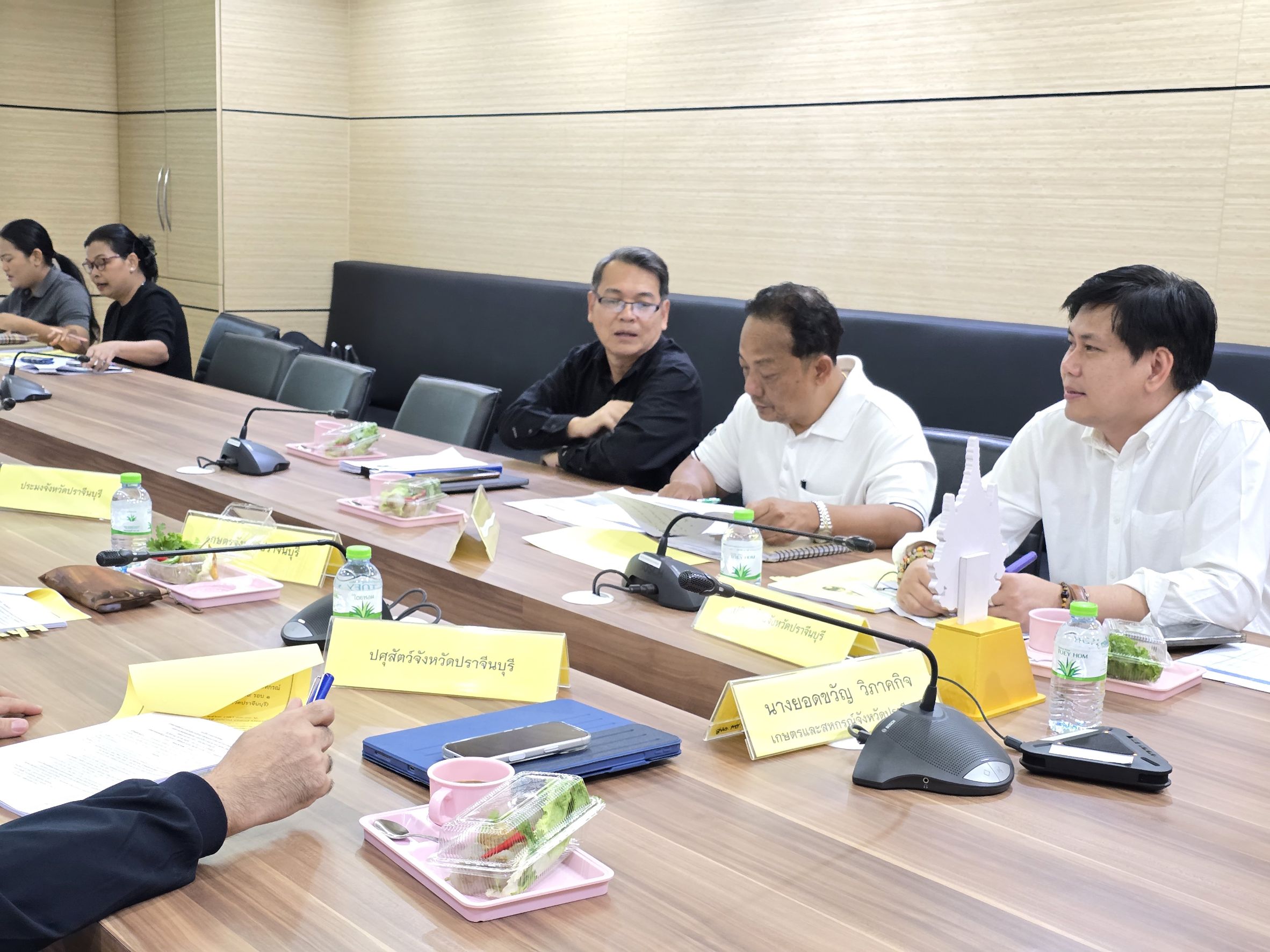 title - วันที่ 12 มีนาคม 2569 เวลา 09.00 น. นายวิทูล ประดิษฐบุญ ปฏิรูปที่ดินจังหวัดปราจีนบุรี  พร้อมด้วย นางสาวปาริชาติ ศรีปราชญ์ ผู้อำนวยการกลุ่มยุทธศาสตร์และการปฏิรูปที่ดิน  เข้าร่วมประชุม การตรวจติดตามการดำเนินงานตามแผนการตรวจราชการฯ ประจำปีงบประมาณ พ.ศ.2569  (รอบที่1)